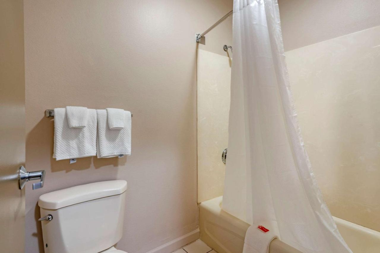 Econo Lodge Inn & Suites Granite City Εξωτερικό φωτογραφία