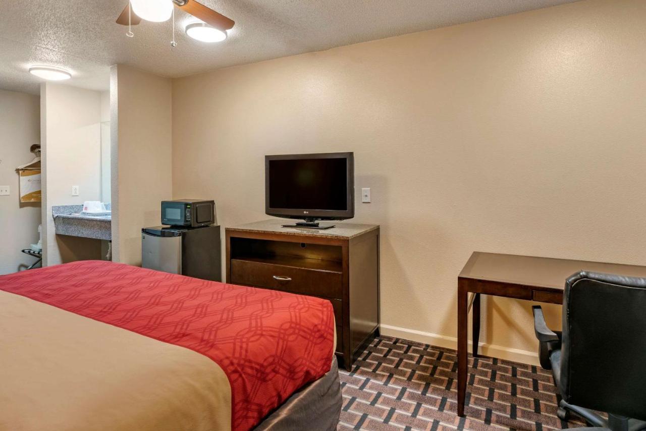 Econo Lodge Inn & Suites Granite City Εξωτερικό φωτογραφία